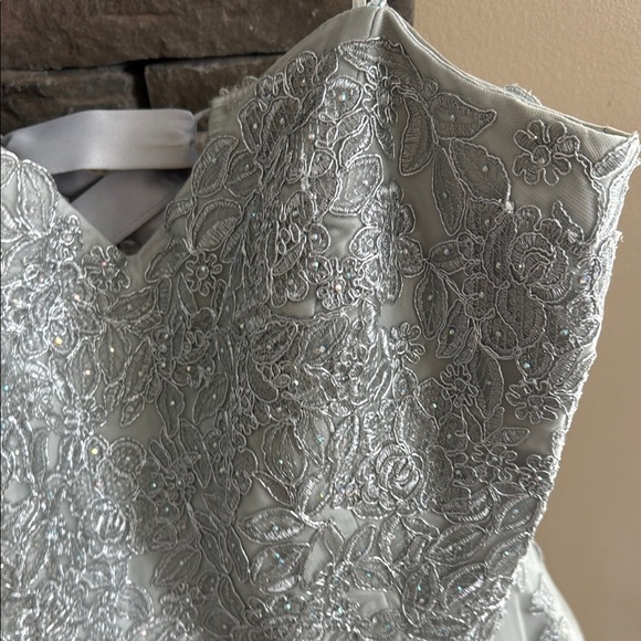 Elegant Silver girls prom Dress - Picture 7 of 12